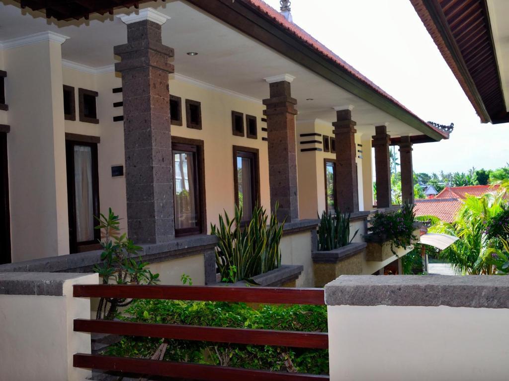 Tanjung Sari Inn Нуса-Дуа Экстерьер фото